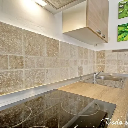 Fabulous One Bedroom Downtown - Dodo Et Tartine * Hyeres